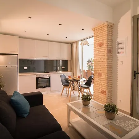 Modern Apartments, In Centre Kalamaki (Zakynthos)