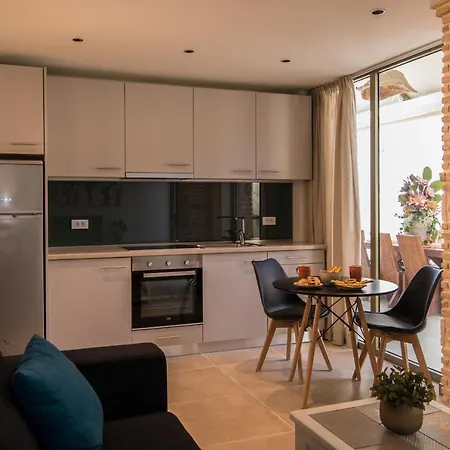 Modern Apartments, In Centre Apartment Kalamaki (Zakynthos)
