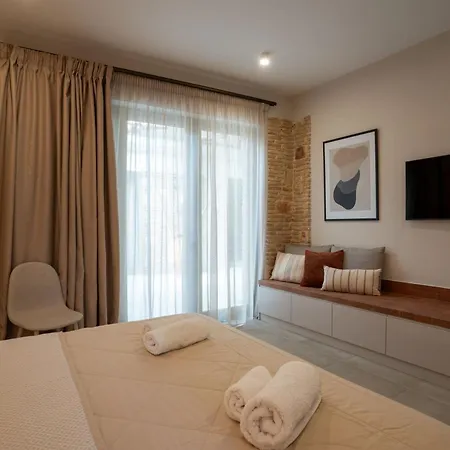 Modern Apartments, In Centre Apartment